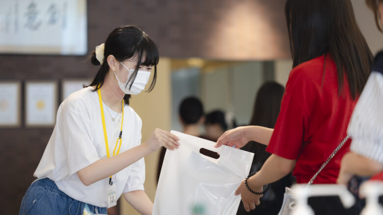 受付で資料をもらったら、ビジネスライフ学科の会場へ！