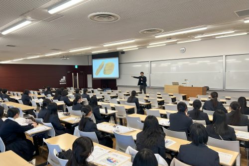 千葉女子高等学校の皆様が本学の体験授業に参加されました